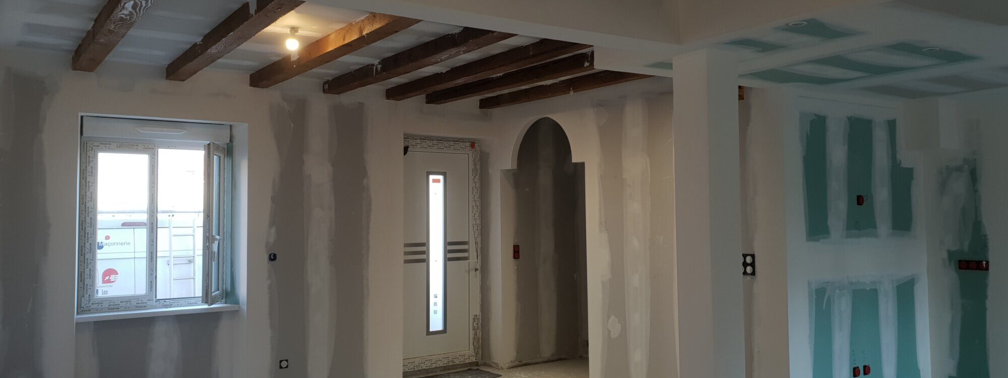 RENOVATION MAISON WUENHEIM_25 2000X750 | Les Couz Isolation périphérique : quels sont les avantages d’utiliser des plaques de plâtre pour optimiser l’isolation ? Illzach